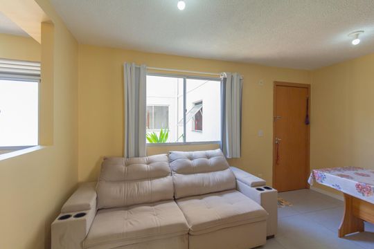 Sala de apartamento à venda com 2 quartos, 48m² em São José, Canoas