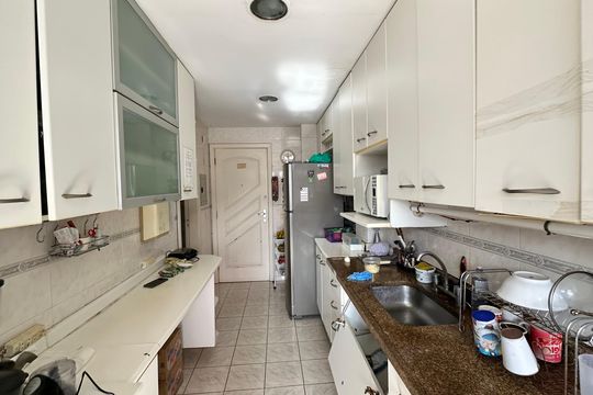 Cozinha de apartamento à venda com 2 quartos, 106m² em Recreio dos Bandeirantes, Rio de Janeiro