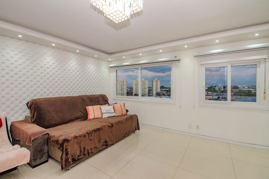 Sala de apartamento à venda com 1 quarto, 80m² em São Sebastião, Porto Alegre