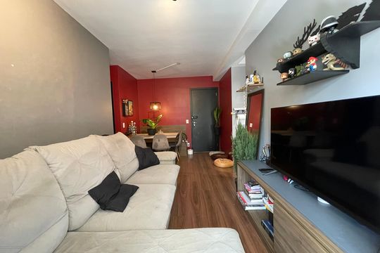 Sala de apartamento à venda com 2 quartos, 57m² em Ferreira, São Paulo