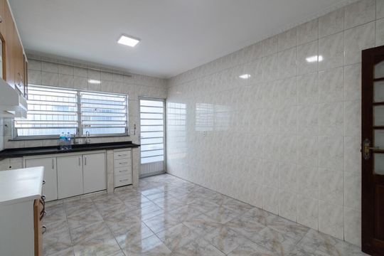 Cozinha de casa para alugar com 2 quartos, 125m² em Jardim Popular, São Paulo