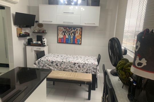 Cozinha de apartamento à venda com 3 quartos, 122m² em Jardim Celeste, São Paulo