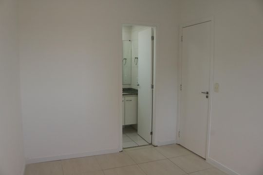 Suíte de apartamento à venda com 2 quartos, 62m² em Vila Romana, São Paulo