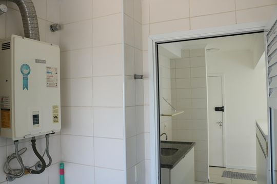 Área de Serviço de apartamento à venda com 2 quartos, 62m² em Vila Romana, São Paulo