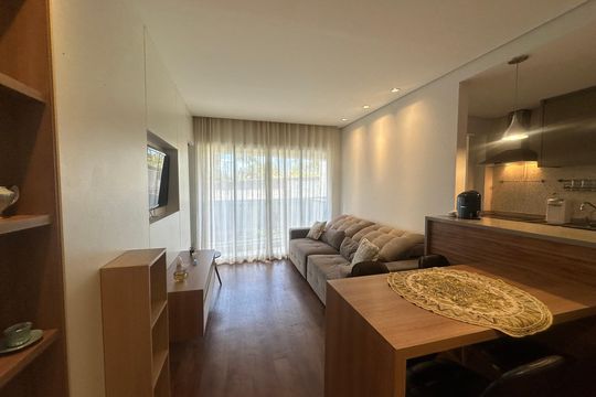 Sala de apartamento para alugar com 1 quarto, 50m² em Melville Empresarial Ii, Barueri