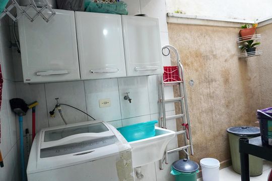 Casa à venda com 2 quartos, 160m² em Vila Polopoli, São Paulo