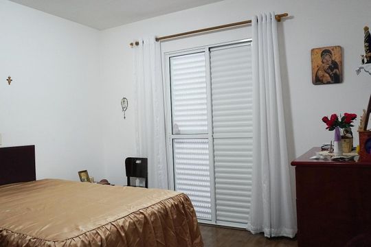 Casa à venda com 2 quartos, 160m² em Vila Polopoli, São Paulo