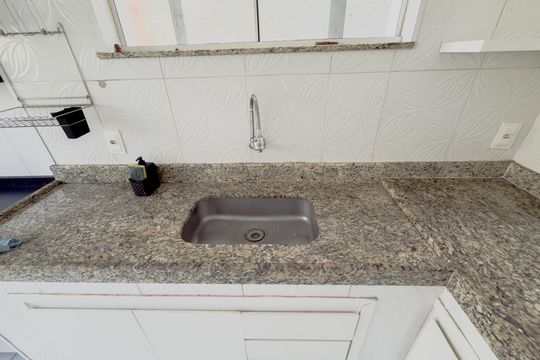 Cozinha de casa à venda com 2 quartos, 74m² em Irajá, Rio de Janeiro