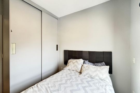Quarto de apartamento à venda com 1 quarto, 29m² em Indianópolis, São Paulo