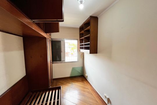 Quarto 2 de casa à venda com 4 quartos, 200m² em Jardim do Colegio (zona Norte), São Paulo