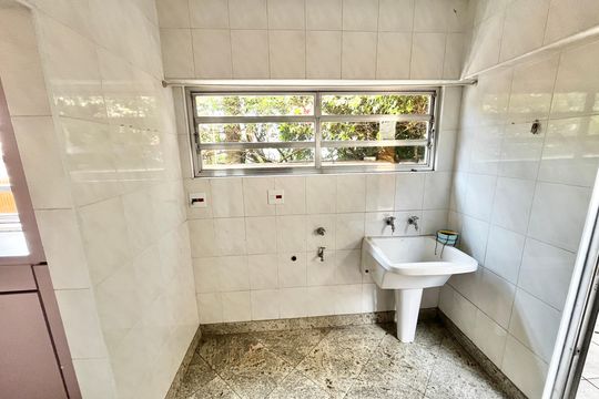 Área de Serviço de casa à venda com 4 quartos, 200m² em Jardim do Colegio (zona Norte), São Paulo