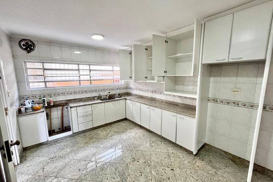 Cozinha de casa à venda com 4 quartos, 200m² em Jardim do Colegio (zona Norte), São Paulo