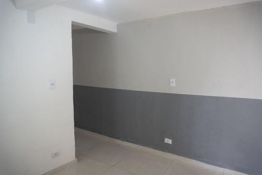 Casa para alugar com 2 quartos, 100m² em Jardim das Palmas, São Paulo