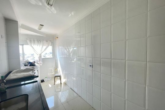 Cozinha de apartamento à venda com 2 quartos, 62m² em Jardim São Judas Tadeu, Guarulhos