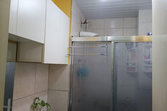 Banheiro de apartamento para alugar com 2 quartos, 46m² em Centro Histórico, Porto Alegre