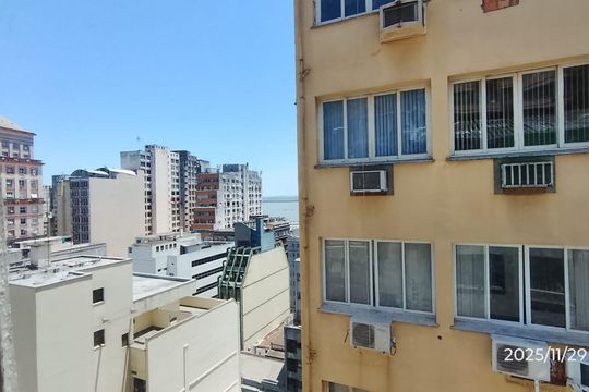 Vista de apartamento para alugar com 2 quartos, 46m² em Centro Histórico, Porto Alegre