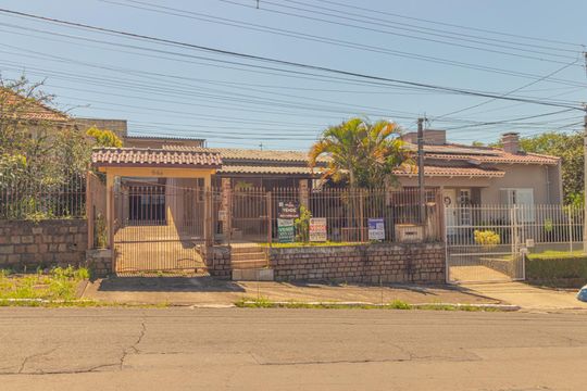 Casa à venda com 2 quartos, 300m² em Nossa Senhora das Gracas, Canoas