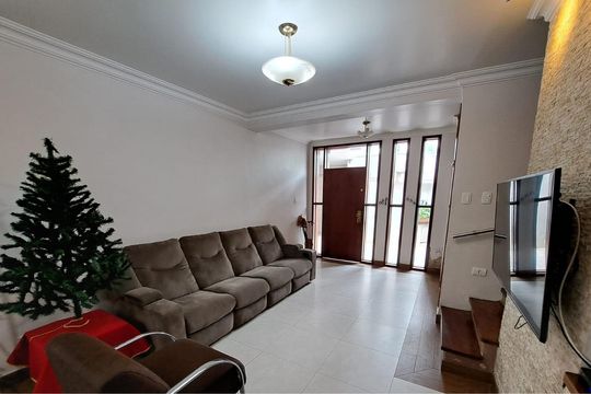 Casa para alugar com 4 quartos, 225m² em Planalto Paulista, São Paulo