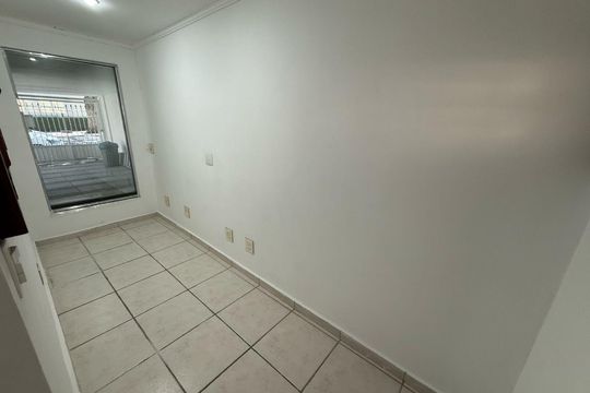 Apartamento para alugar com 1 quarto, 55m² em Jardim das Acacias, São Paulo