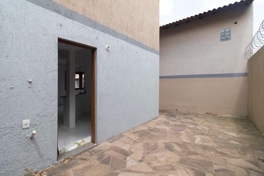 Casa à venda com 2 quartos, 130m² em Ipanema, Porto Alegre
