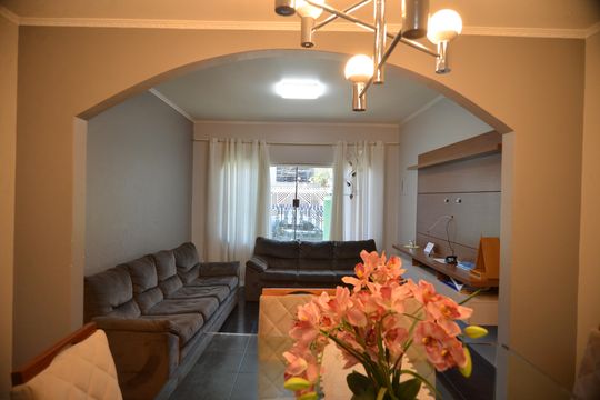 Sala de casa à venda com 3 quartos, 288m² em Vila Lucinda, Santo André