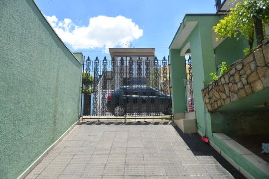 Garagem de casa à venda com 3 quartos, 288m² em Vila Lucinda, Santo André