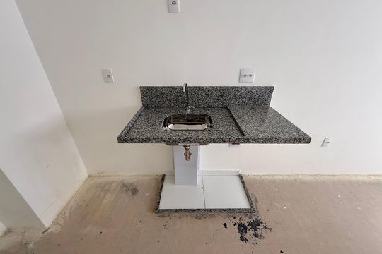 Cozinha   de kitnet/studio à venda com 1 quarto, 37m² em Jardim das Acacias, São Paulo