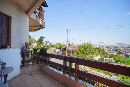 Varanda de casa à venda com 4 quartos, 300m² em Scharlau, São Leopoldo