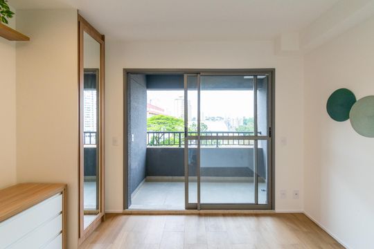 Sala/Quarto de kitnet/studio à venda com 1 quarto, 24m² em Vila Santa Catarina, São Paulo