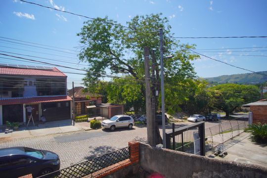 Quarto 1 - Vista de casa à venda com 2 quartos, 423m² em Vila Jardim, Porto Alegre