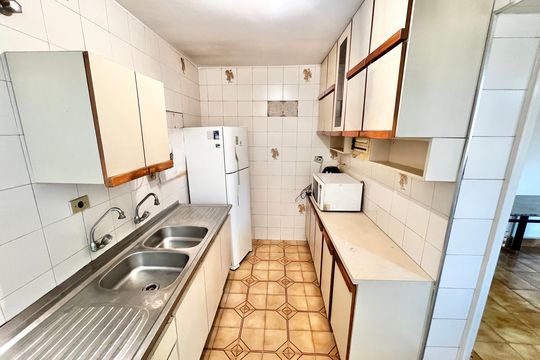 Casa à venda com 2 quartos, 116m² em Jardim das Laranjeiras, São Paulo