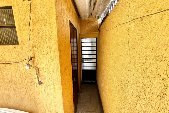 Casa à venda com 2 quartos, 116m² em Jardim das Laranjeiras, São Paulo