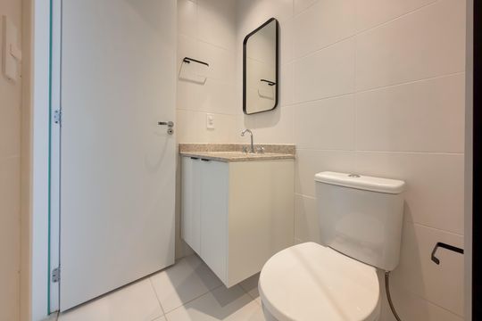 Banheiro de kitnet/studio à venda com 1 quarto, 30m² em Ipiranga, São Paulo