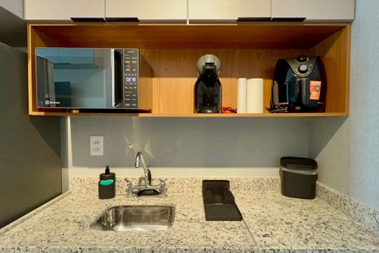 Cozinha de kitnet/studio à venda com 1 quarto, 26m² em Pinheiros, São Paulo