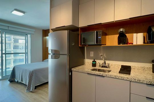 Cozinha de kitnet/studio à venda com 1 quarto, 26m² em Pinheiros, São Paulo