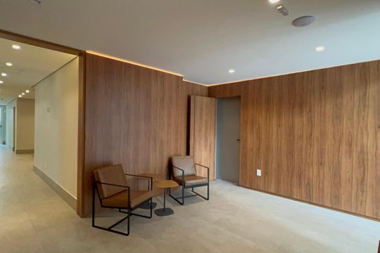 Hall de entrada de kitnet/studio à venda com 1 quarto, 26m² em Pinheiros, São Paulo
