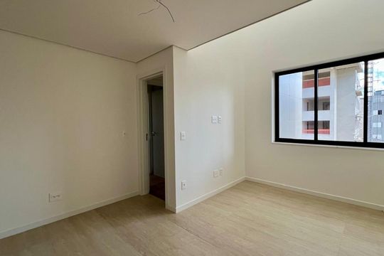 sala  de apartamento para alugar com 2 quartos, 128m² em Santo Antônio, Belo Horizonte