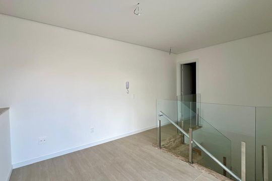 sala  de apartamento para alugar com 2 quartos, 128m² em Santo Antônio, Belo Horizonte