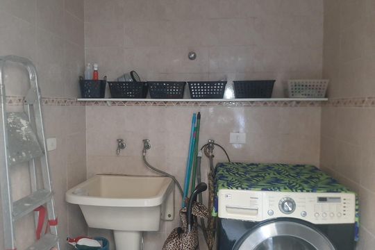 Área de serviço de casa à venda com 3 quartos, 135m² em Vila California, São Paulo