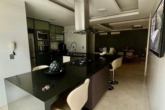 Cozinha de casa para alugar com 3 quartos, 420m² em Jardim Atlantico, Goiânia