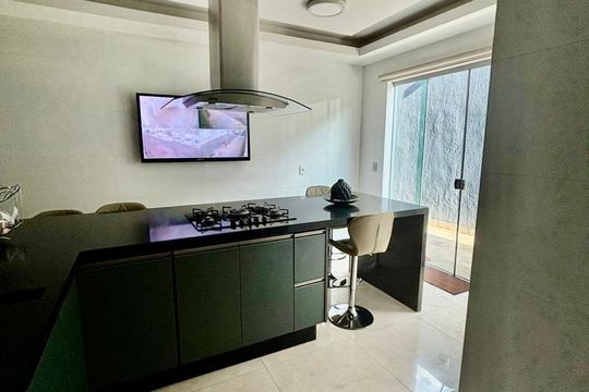 Cozinha de casa para alugar com 3 quartos, 420m² em Jardim Atlantico, Goiânia