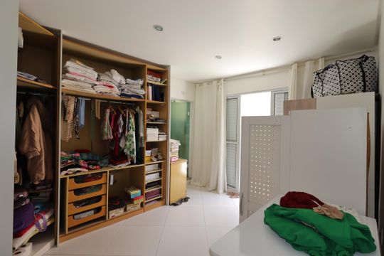 Suíte de casa à venda com 2 quartos, 250m² em Vila Valparaíso, Santo André
