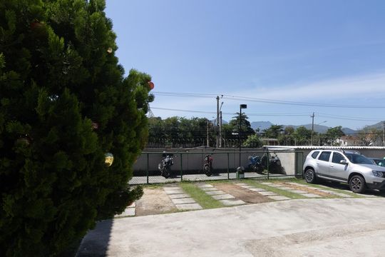 Área comum - Estacionamento de apartamento para alugar com 2 quartos, 46m² em Engenheiro Leal, Rio de Janeiro