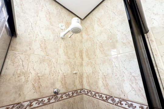 Banheiro de apartamento para alugar com 2 quartos, 71m² em Irajá, Rio de Janeiro
