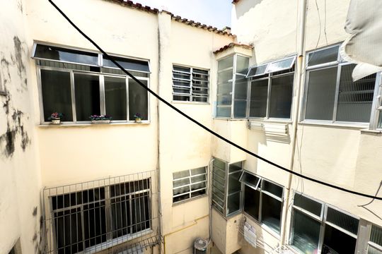 Sala de apartamento para alugar com 2 quartos, 71m² em Irajá, Rio de Janeiro