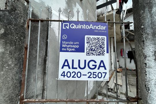 Fachada de apartamento para alugar com 1 quarto, 20m² em Capoeiras, Florianópolis