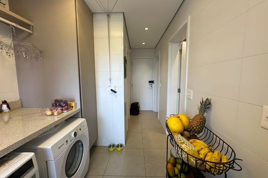 Área de Serviço de apartamento à venda com 3 quartos, 228m² em Alphaville Empresarial, Barueri