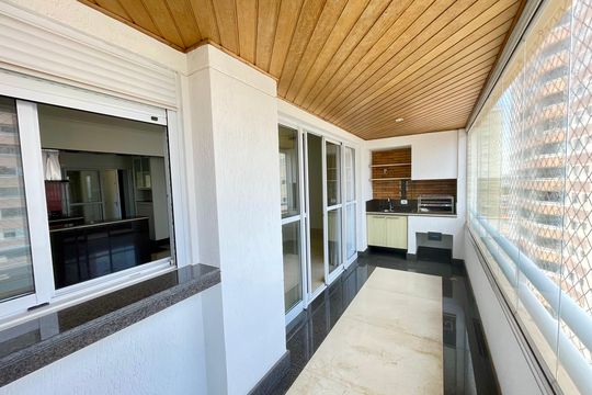Varanda da Sala de apartamento à venda com 3 quartos, 113m² em Jardim Zaira, Guarulhos