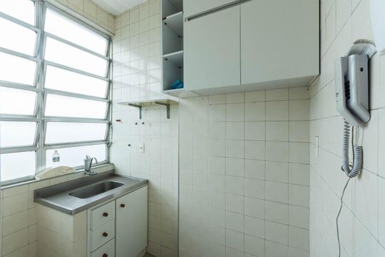 Cozinha de apartamento à venda com 1 quarto, 42m² em Tijuca, Rio de Janeiro