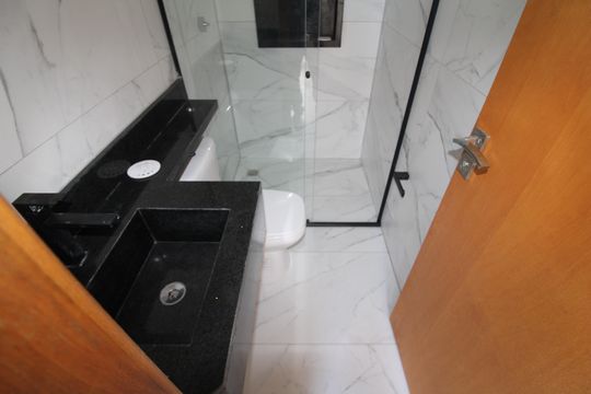 Banheiro de apartamento à venda com 2 quartos, 49m² em Tucuruvi, São Paulo